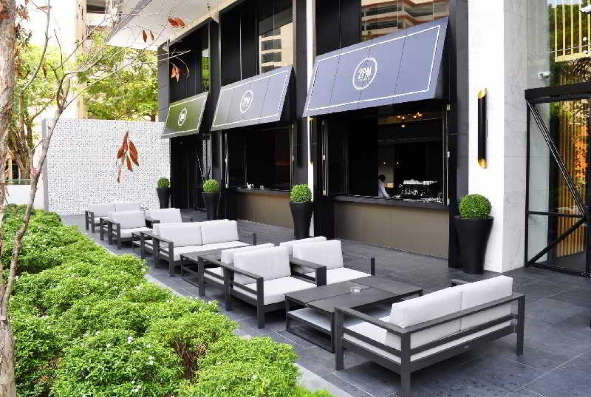 G Hotel Kelawai Tanjung Tokong Exterior foto The exterior of the restaurant