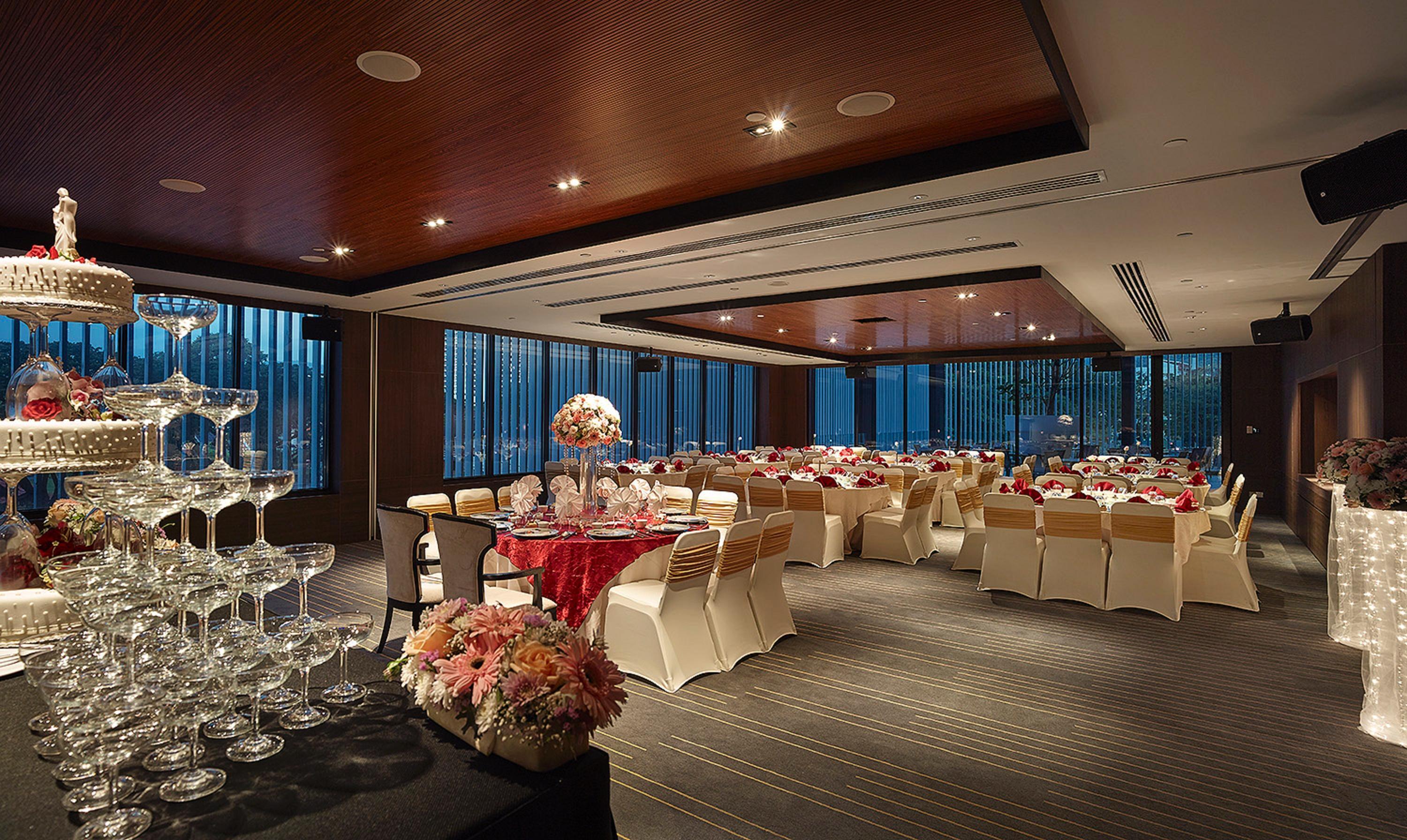 G Hotel Kelawai Tanjung Tokong Exterior foto The ballroom